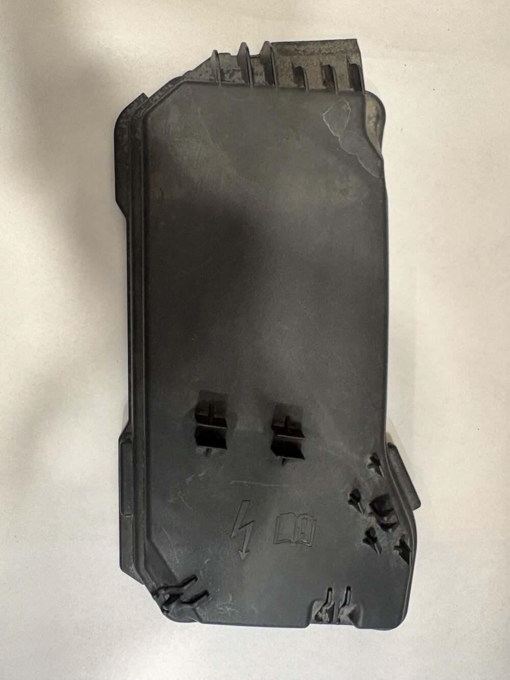Mercedes Benz SAM Control Unit Fuse Box Cover A2045450052